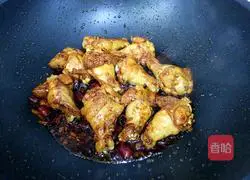 Illustration of how to make spicy chicken wing roots 8