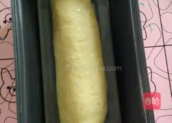 Milk-flavored two-color bread recipe 8