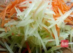 Illustration of how to make fried rice noodles 2