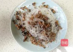 Illustration of how to make vegetable spring rolls 5