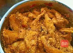 Illustration of how to make steamed pork with soy sauce powder 3