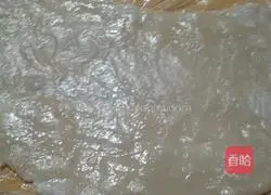 Illustration of how to make a donkey roll in a microwave oven 5