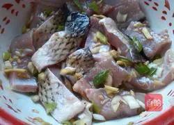 Illustration of how to make spicy fish fillets 2