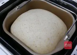 Illustration of how to make whole wheat bread rolls 4