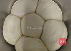 Illustration of how to make steamed bread 11