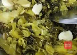 Illustration of how to make pickled cabbage and tofu pudding 5