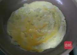 Illustration of how to make tuna kimbap 3