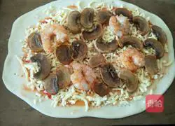 Cream mushroom and shrimp pizza recipe 9