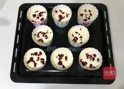 Cranberry Cup Cake Recipe Illustration 14