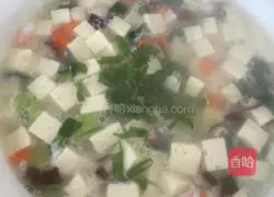 Assorted Tofu Soup Recipe Illustration 8