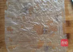  Illustration of how to make vegetable spring rolls 8