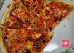 Illustration of how to make pizza with a home electric baking pan 8