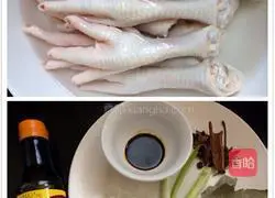 Illustration of how to make five-spice braised chicken feet 1