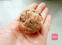 Illustration of how to make mushroom and glutinous rice pearl balls 10