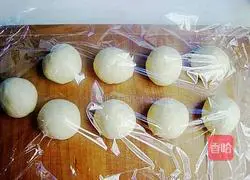 Illustration of how to make original barbecue chicken pizza 4