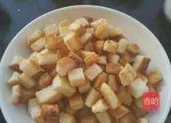 Illustration of how to make crispy bread edges 4