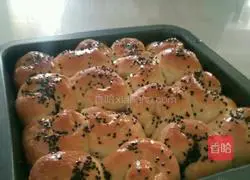 Illustration of how to make crispy bottom buns 8