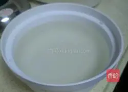 Illustration of how to make refreshing ice powder 3