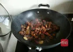  Braised Beef Recipe Illustration 5