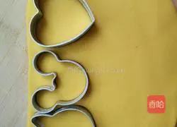 Illustration of how to make vegetable cartoon steamed buns 5