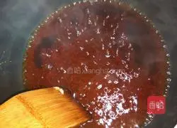 Illustration of how to make homemade sauce elbow 5