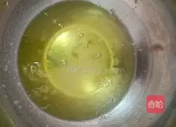 Illustration of how to make ten-inch cocoa chiffon cake base 8