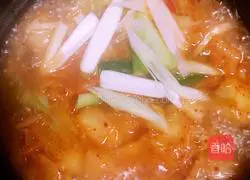 Korean spicy cabbage and tofu soup recipe 10