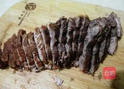 Illustration of how to make braised beef 8