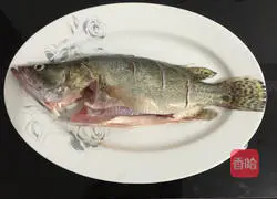 Illustration of how to make steamed mandarin fish 4