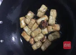 Illustration of how to make our Huizhou specialty hairy tofu 2