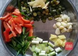 Illustration of how to make fried chicken gizzards with kimchi 5