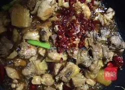 Illustration of how to make glutinous rice cake and spicy chicken 6