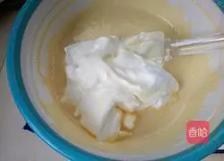 Illustration of how to make red date yogurt cake 13