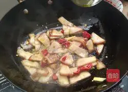 Illustration of how to make braised pork, vegetables and dried tofu 4