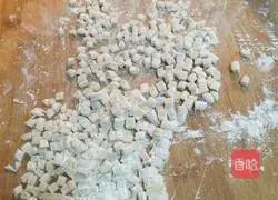 Illustration of how to make Shaanxi special braised sesame seeds 6