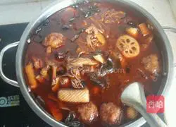 Illustration of how to make nourishing braised chicken (with noodles) 10