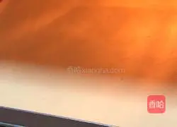 Illustration of how to make orange spotted cake roll 16