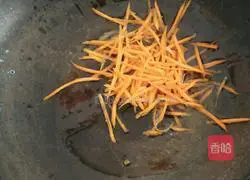 Illustration of how to make vegetarian fried rice noodles 2 