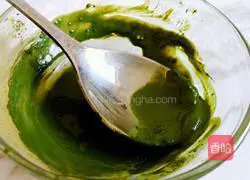 Illustration of how to make matcha plaid toast 3