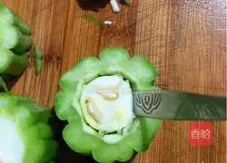 Illustration of how to make bitter melon 5