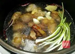 The sauced elbow Illustration of how to do it 7