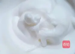 Illustration of how to make rice cooker chiffon cake 8