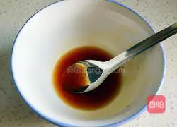 Illustration of how to make spicy fish with Zhixiang sauce 12