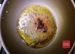 Illustration of how to make minced potatoes and diced pickles 4