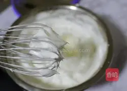 Banana Cranberry Chiffon Cake Recipe Illustration 6