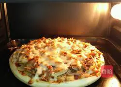 Gourd Chicken and Potato Pizza Recipe Illustration 9