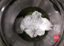 Fluff Caramel Cream Naked Cake Recipe Illustration 4