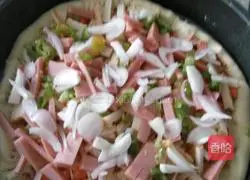 Nine-inch Sausage Fish Tofu Pizza Recipe Illustration 9