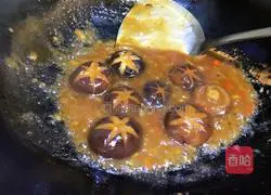 Illustration of how to make braised rapeseed with mushrooms 12