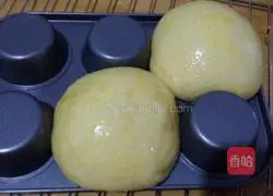 Illustration of how to make fruit yogurt bread bowl 13